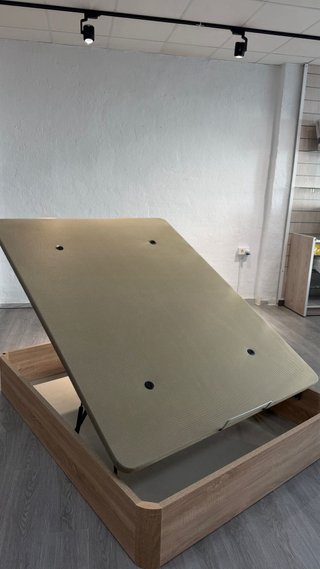 Canapé abatible NUEVO. Envio y montaje