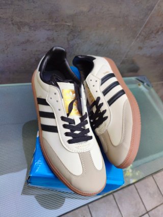 Zapatillas Adidas Samba OG W Crema/Negro