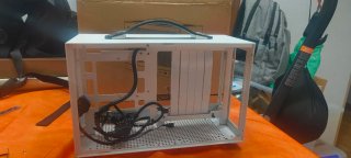 Caja S300 Mini ITX Blanca
