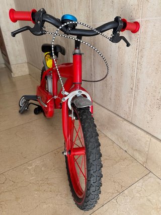 Bicicleta infantile rossa 16 con ruotine