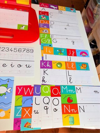 Pizarra con luz infantil para aprender a escribir
