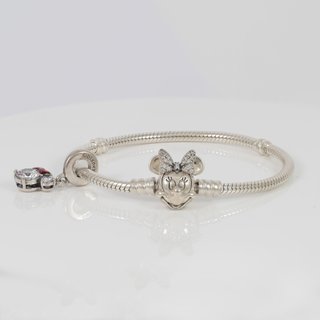 Pulsera Pandora Moments en plata 925 Minnie