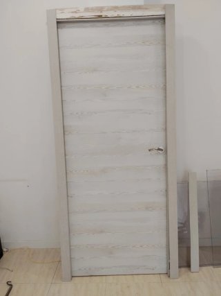 Lote 2 puertas grises  con tapetas y manetas