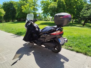 Suzuki Burgman 200 Negra