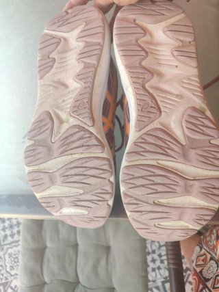 Zapatillas Asics Moradas y Naranja