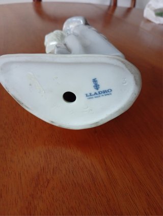 Figura Lladro Porcelana Niña con Cesta