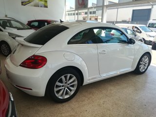Volkswagen Beetle 2013