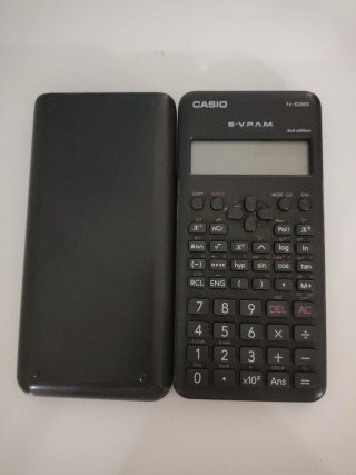 Calculadora Casio fx-82MS