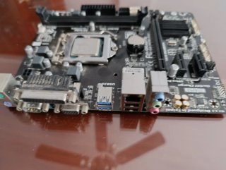 Placa Base Gigabyte + Procesador Intel