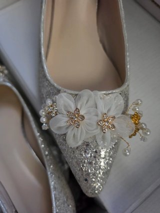 Zapatos de tacón plateados con pedrería Novia/Dama