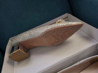 Zapatos de tacón plateados con pedrería Novia/Dama