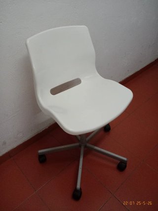 Silla de oficina giratoria