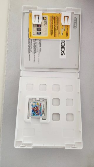 Nintendo 2DS Yo-kai Watch + Extras.