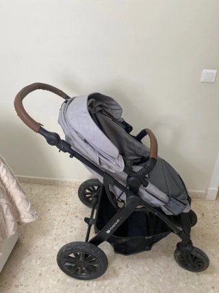 Cochecito Kinderkraft Gris