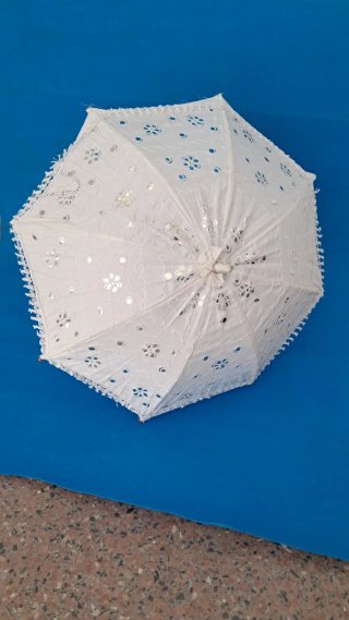 2 Paraguas/Sombrillas de Encaje Blanco y Plata