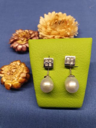 Pendientes Oro Blanco 18kl Perla y Diamantes