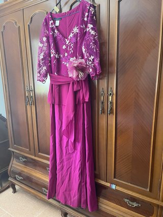 Vestido de fiesta morado y rosa