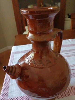 Jarra de barro artesanal