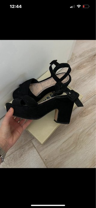 Zapatos de tacón Marypaz negros
