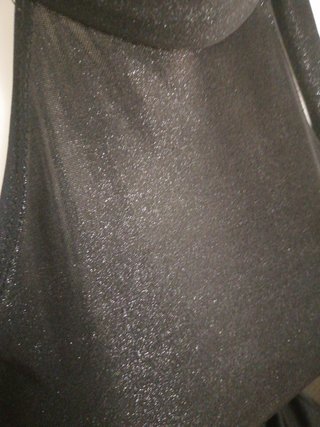 Vestido largo negro halter brillante