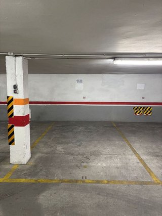 Garaje en venta en El Bajondillo en Torremolinos