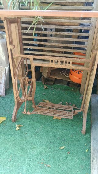 Mesa de madera exterior