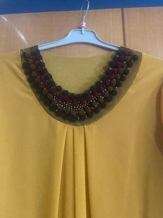 Blusa fiesta con pedrería
