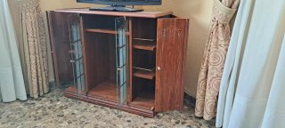 Mueble TV madera y cristal