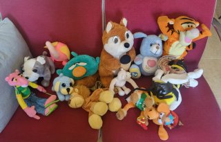 Lote de peluches variados 12