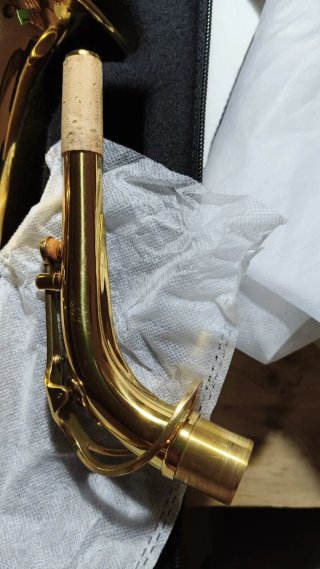 Saxofón Amadeus ALS-82L Dorado