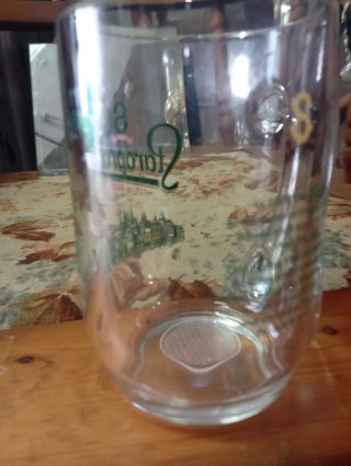 Bicchiere Staropramen con disegno Praga