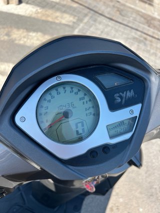 SYM Symphony 125 ST Gris bronce