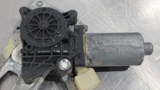 ELEVALUNAS DELANTERO DERECHO MERCEDES-BENZ CLASE