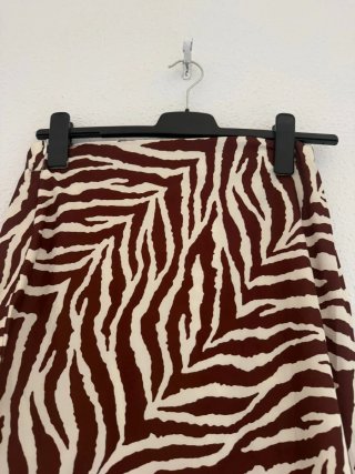 Falda H&M de primavera verano de temporada