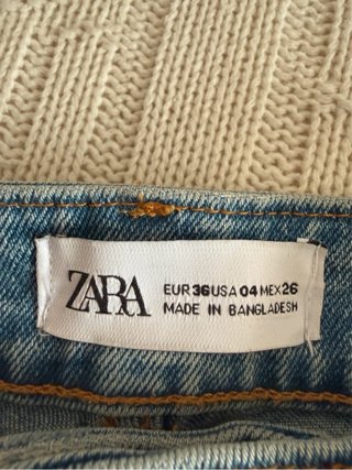Pantalón corto vaquero Zara