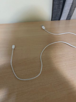 Cascos Bluetooth UMI Rojos (Solo funciona 1)