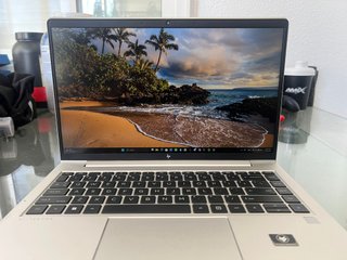 HP EliteBook 845 G8 Plata