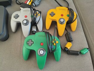 Console Nintendo 64 + 3 Controller
