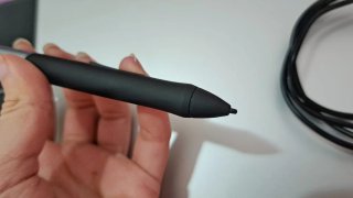 Tableta Gráfica Wacom Intuos + Lápiz y funda