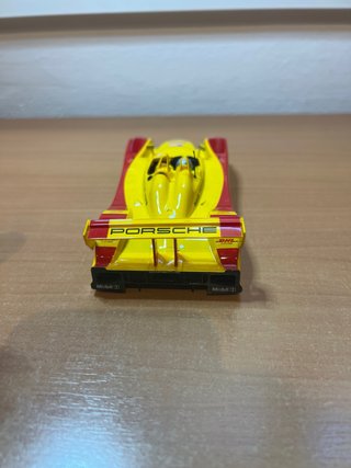 Coche Scalextric Porsche RS Spyder DHL