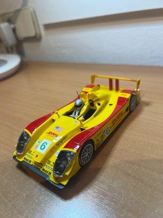 Coche Scalextric Porsche RS Spyder DHL