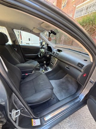 Toyota Avensis 2006
