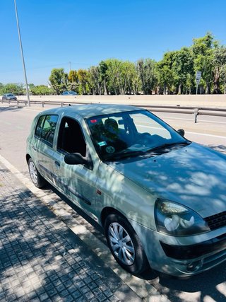 Renault Clio 2002