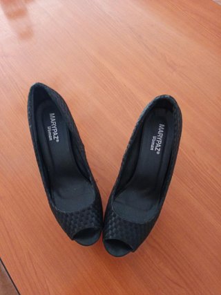 Zapatos de tacón Marypaz negros