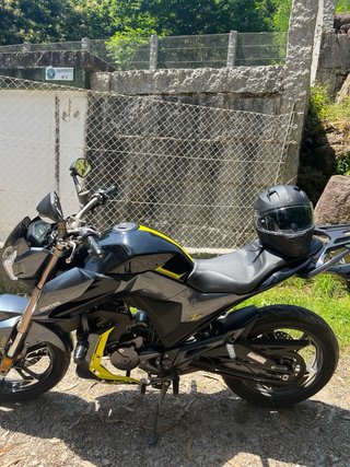Zontes Z2 125 Negra y Verde