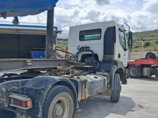 Cabeza tractora renault