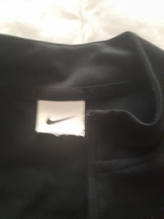 Chaqueta deportiva Nike mujer negra