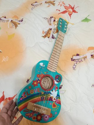 Ukelele infantil Hape