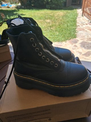 Botas Dr. Martens con plataforma