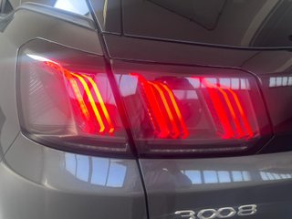 Peugeot 3008 Hybrid 136cv
